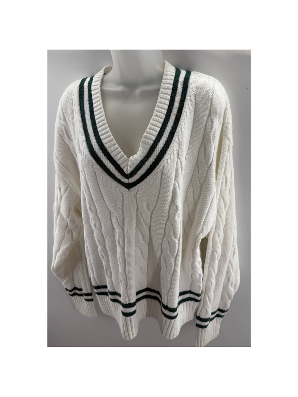 Walter Hagen Cream Cable-Knit V-Neck Sweater with Dark Green Trim. NWOT